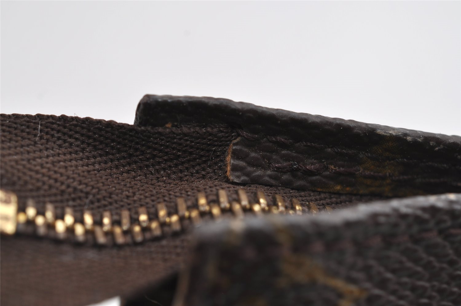 Authentic Louis Vuitton Monogram Pouch For Bucket PM LV 6563I