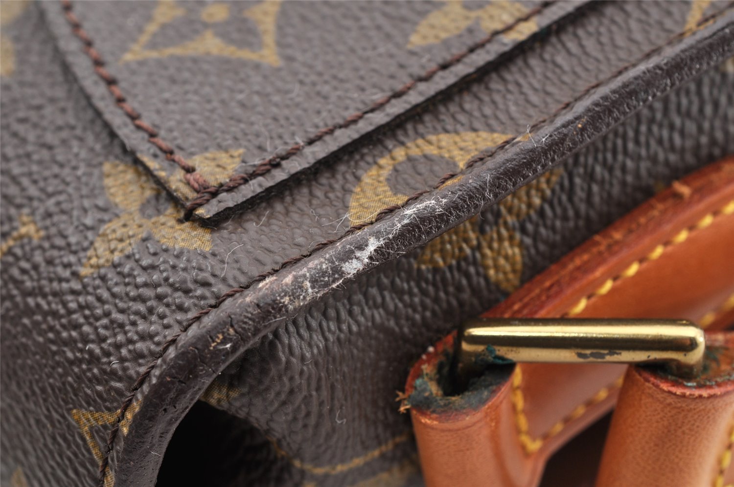 Authentic Louis Vuitton Monogram Saint Cloud GM M51242 Shoulder Cross Bag 6588I