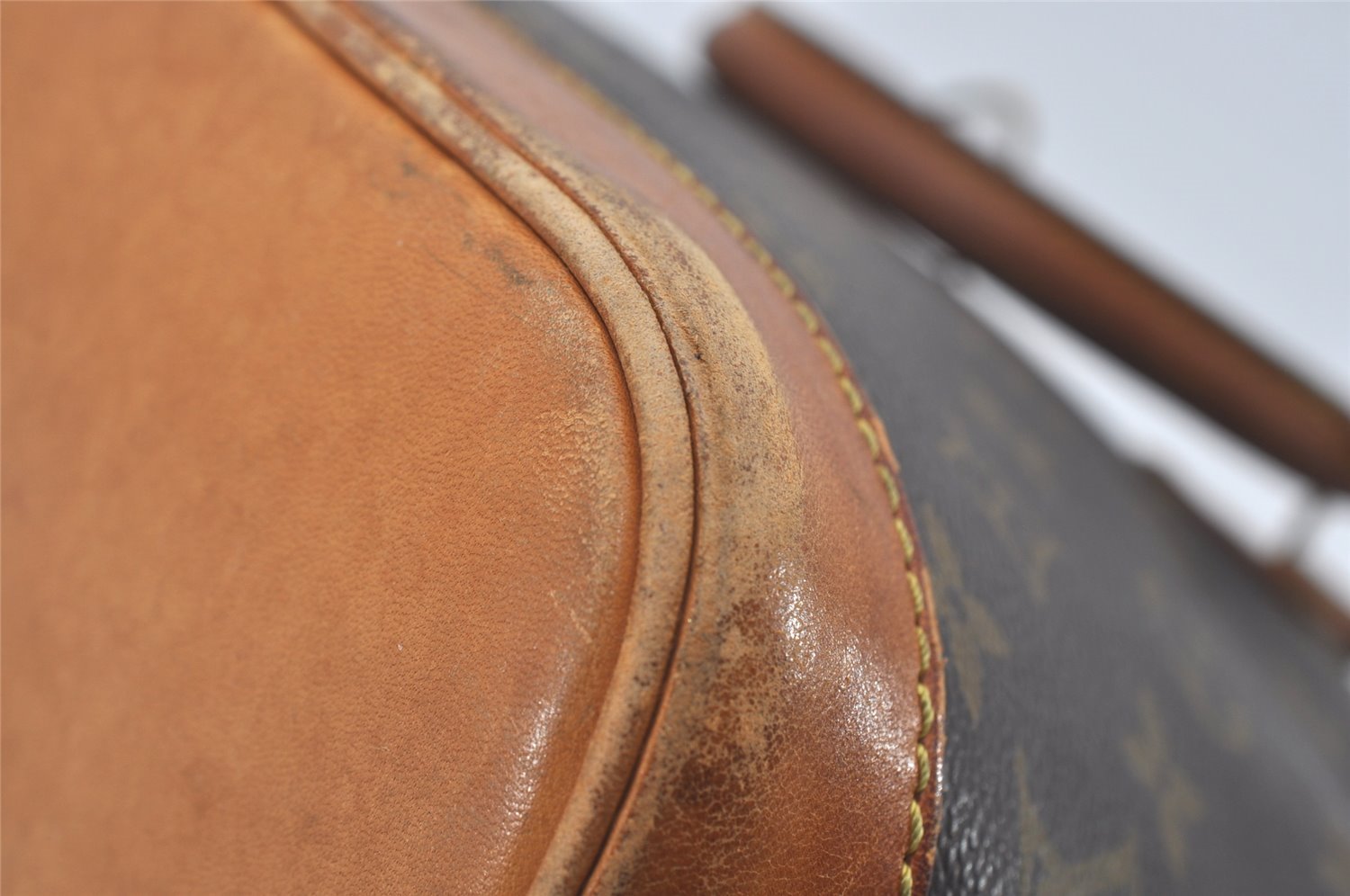 Authentic Louis Vuitton Monogram Alma Hand Bag Purse M51130 LV 6595I