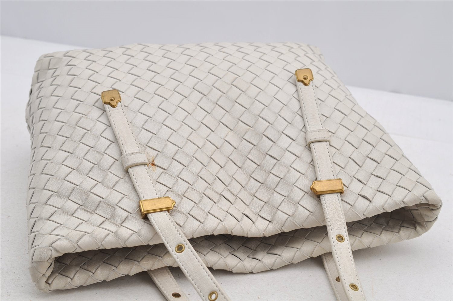 Authentic BOTTEGA VENETA Intrecciato Leather Shoulder Tote Bag Purse White 6602I