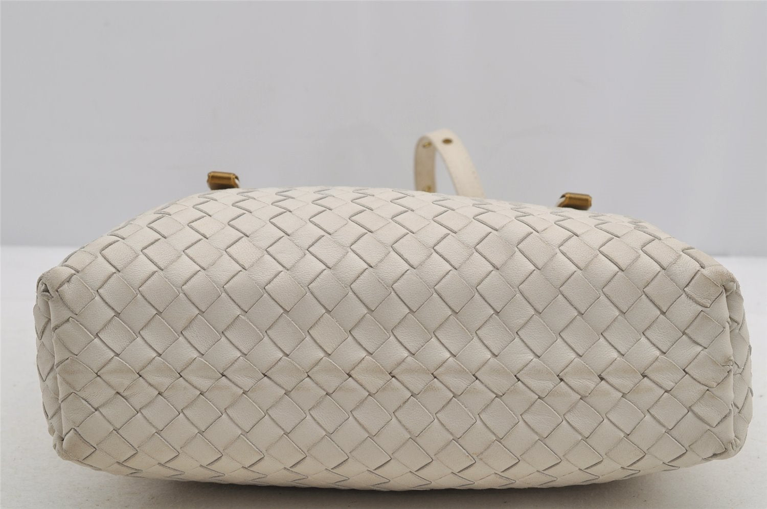 Authentic BOTTEGA VENETA Intrecciato Leather Shoulder Tote Bag Purse White 6602I