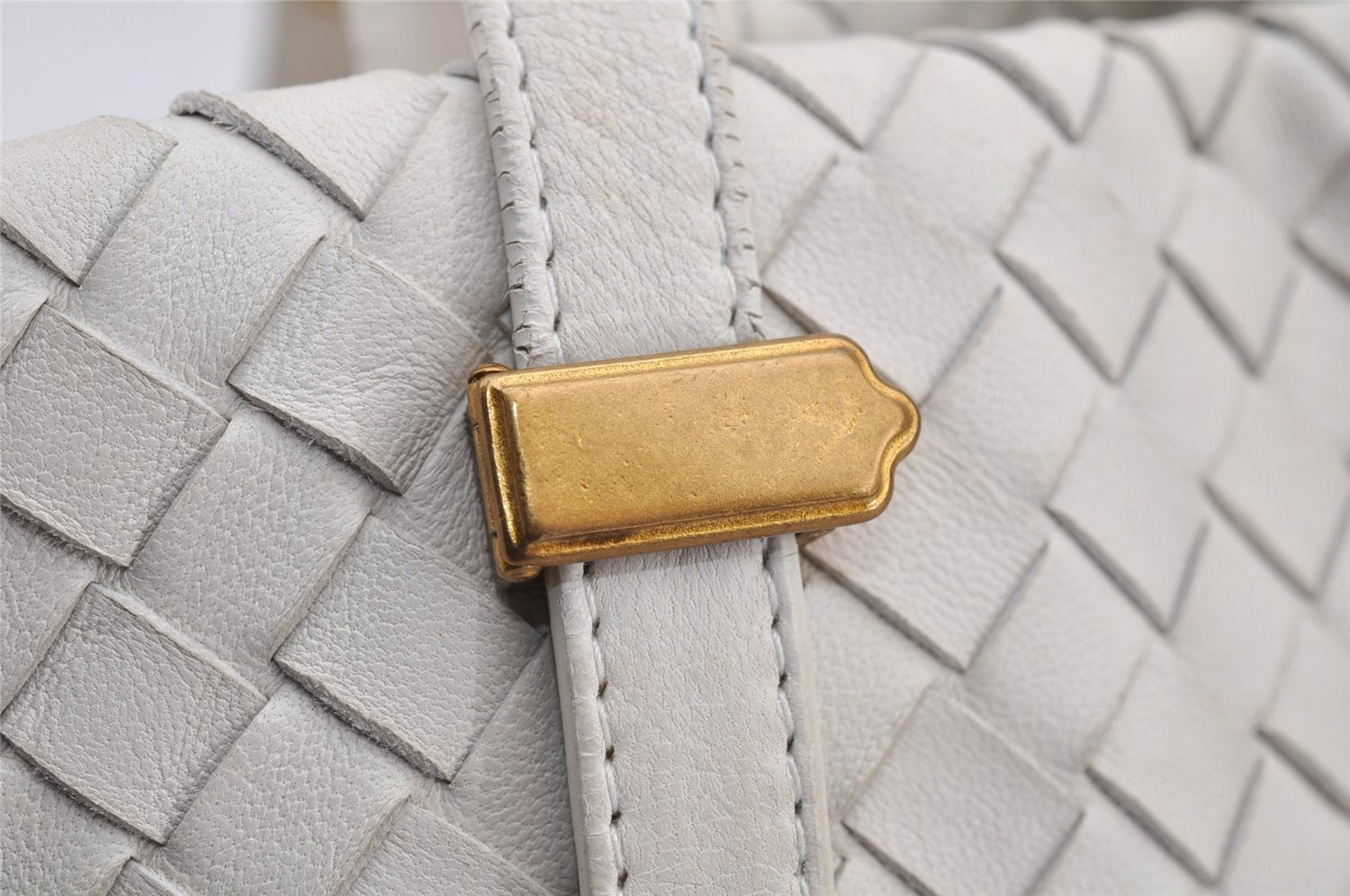 Authentic BOTTEGA VENETA Intrecciato Leather Shoulder Tote Bag Purse White 6602I
