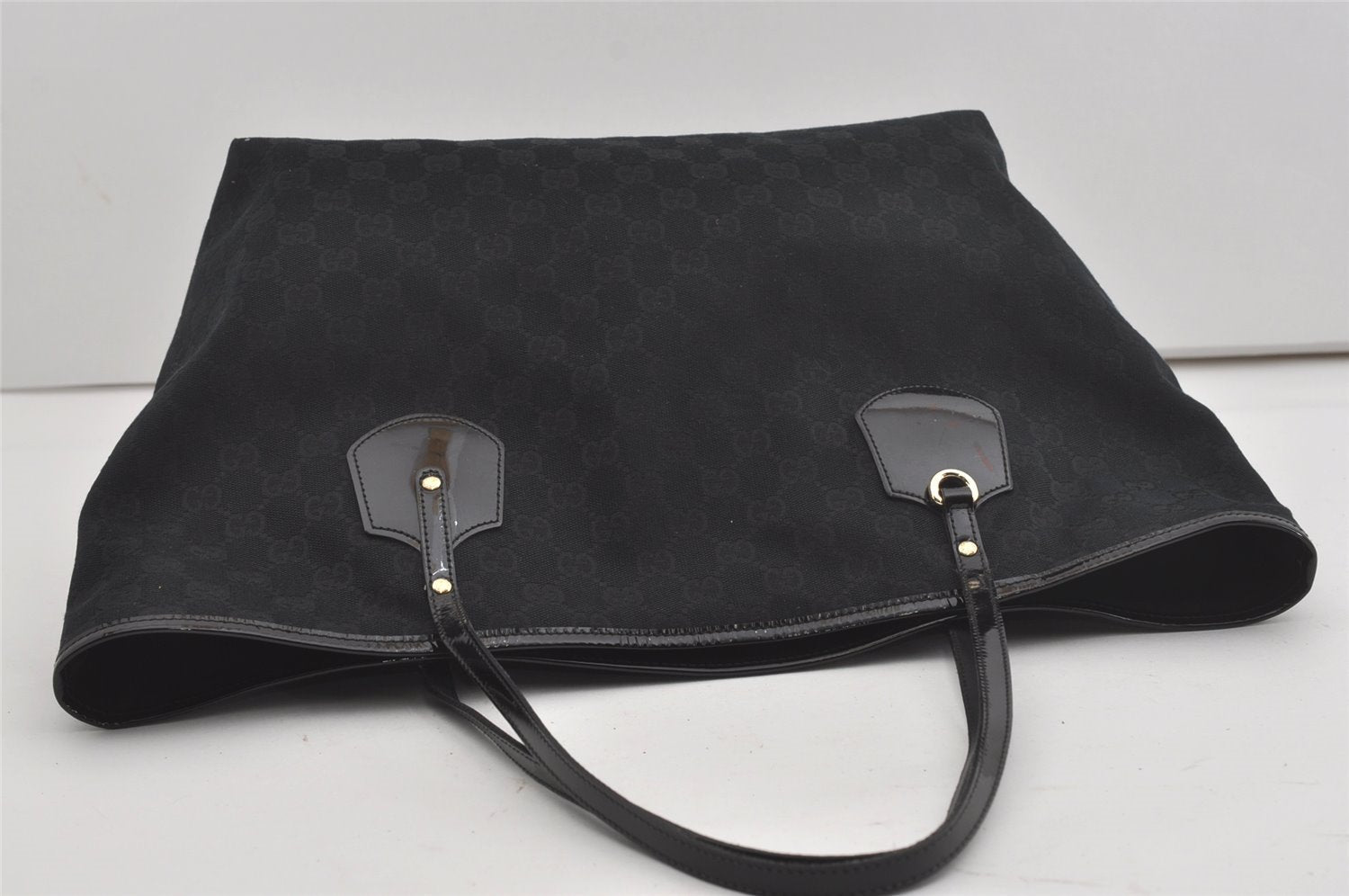 Authentic GUCCI Jolie Shoulder Tote Bag GG Canvas Enamel 211975 Black 6624I