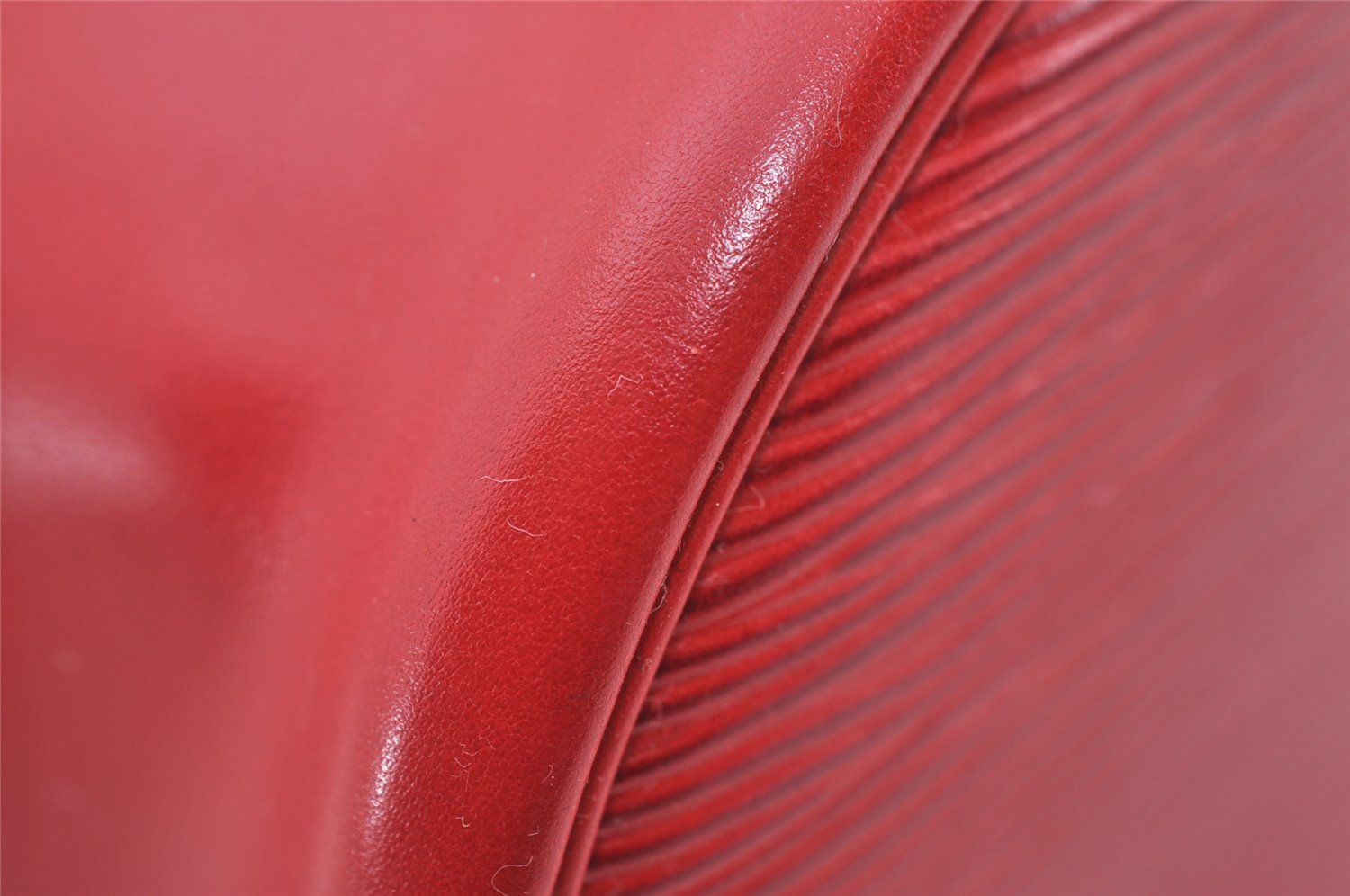 Authentic Louis Vuitton Epi Randonnee PM Shoulder Bag Red LV 6651I