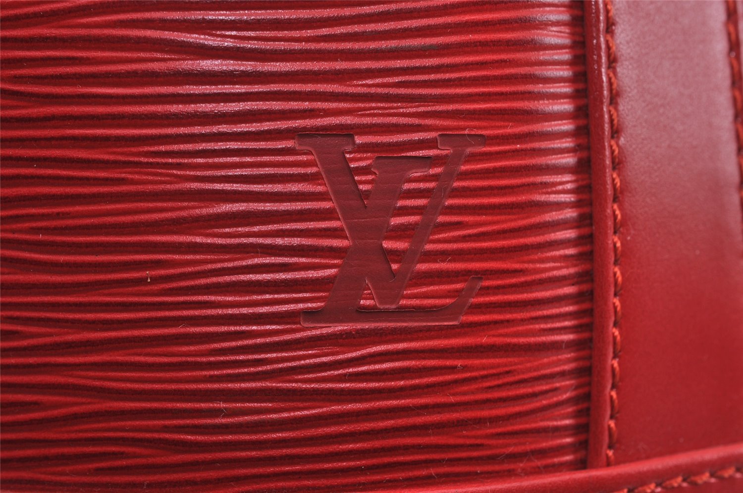 Authentic Louis Vuitton Epi Randonnee PM Shoulder Bag Red LV 6651I