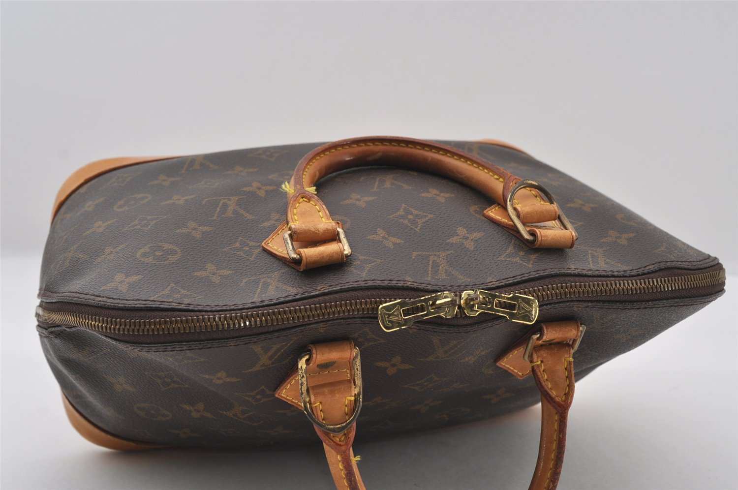 Authentic Louis Vuitton Monogram Alma Hand Bag Purse M51130 LV 6653I