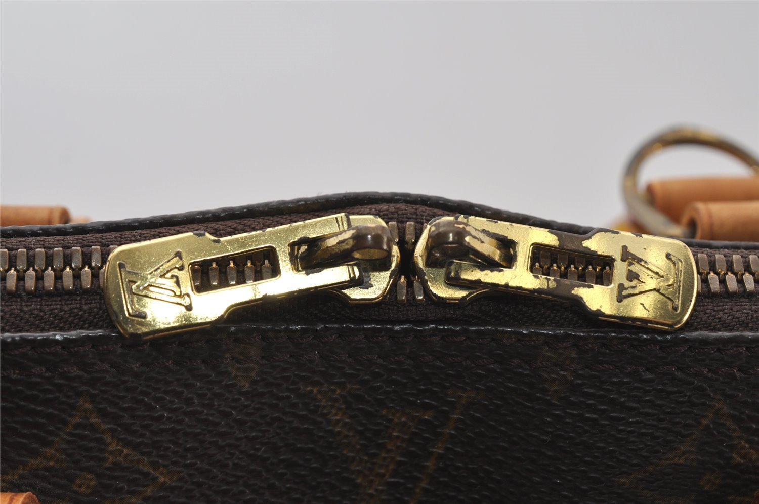 Authentic Louis Vuitton Monogram Alma Hand Bag Purse M51130 LV 6653I