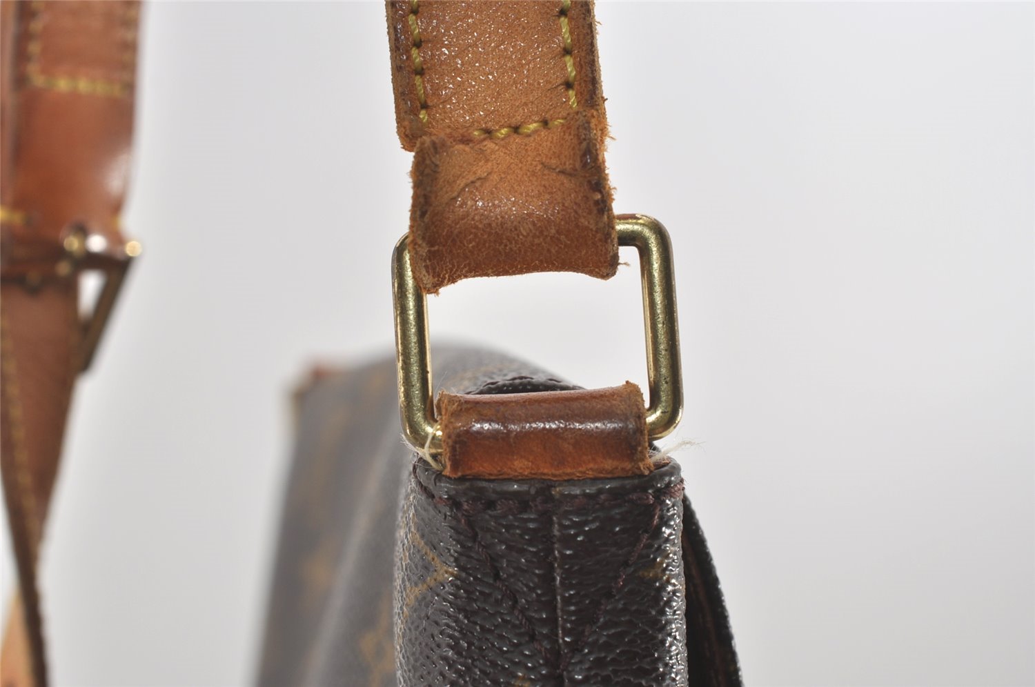 Authentic Louis Vuitton Monogram Musette Shoulder Cross Body Bag M51256 LV 6667I