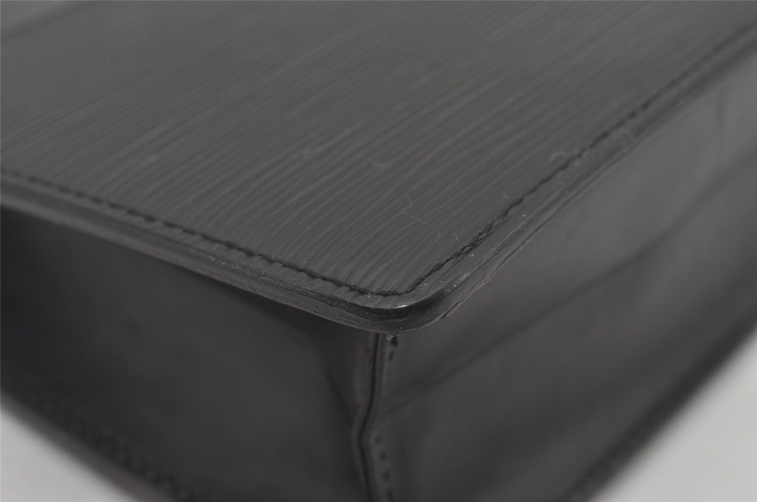 Authentic Louis Vuitton Epi Pochette Homme Clutch Hand Bag Black M52522 LV 6668I