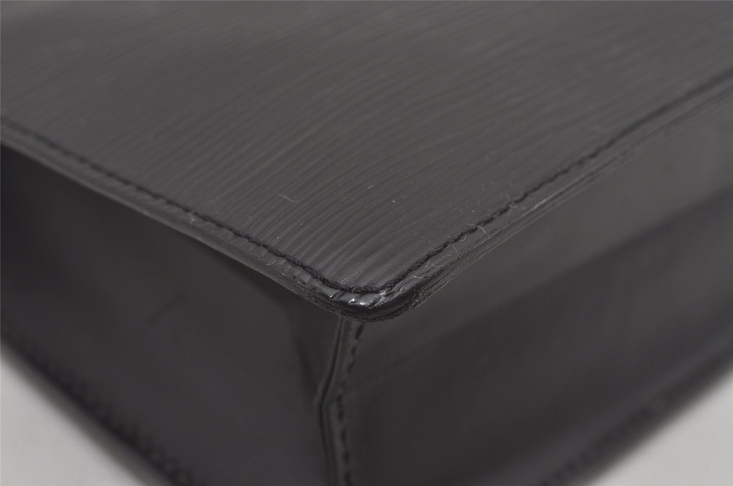 Authentic Louis Vuitton Epi Pochette Homme Clutch Hand Bag Black M52522 LV 6668I