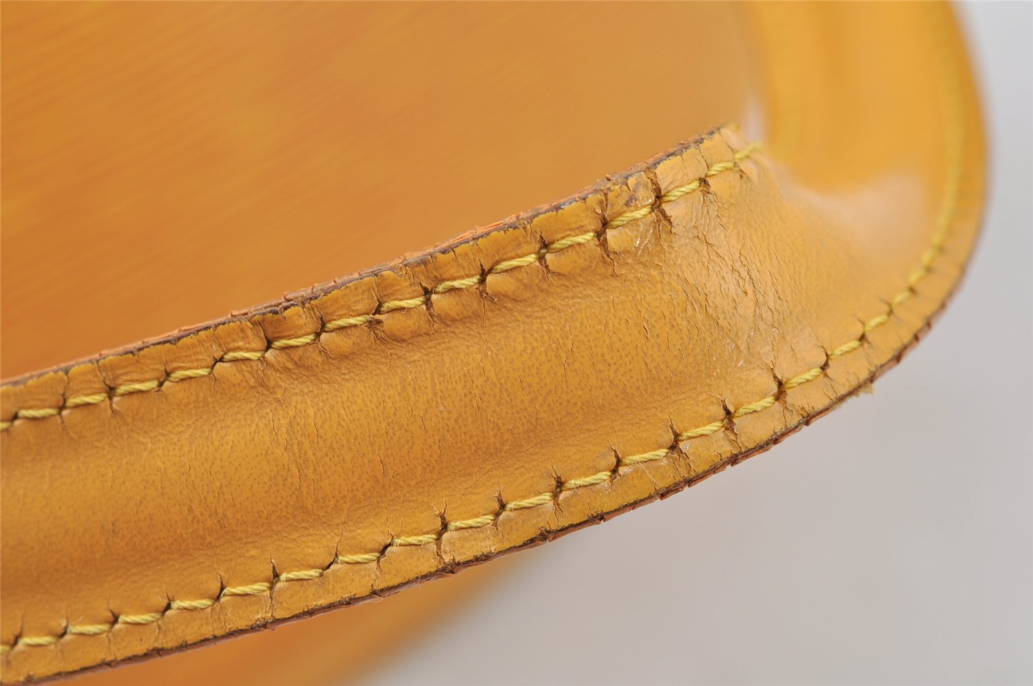 Authentic Louis Vuitton Epi Saint Jacques Hand Bag Yellow M52279 LV 6670I