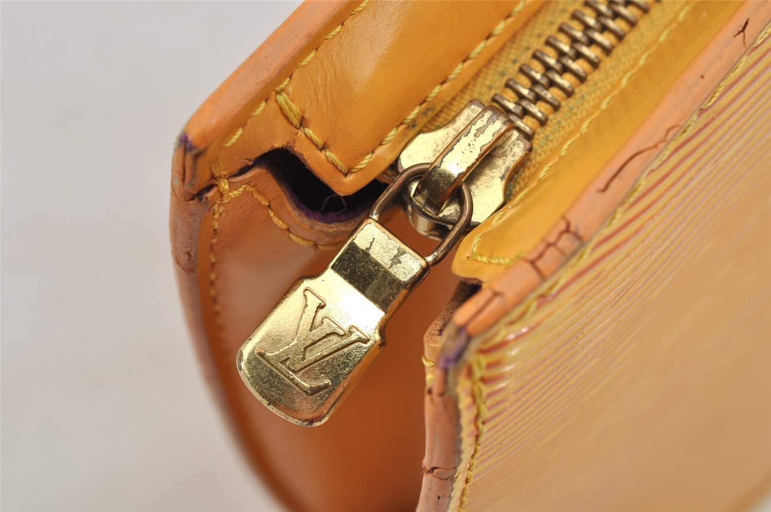 Authentic Louis Vuitton Epi Saint Jacques Hand Bag Yellow M52279 LV 6670I