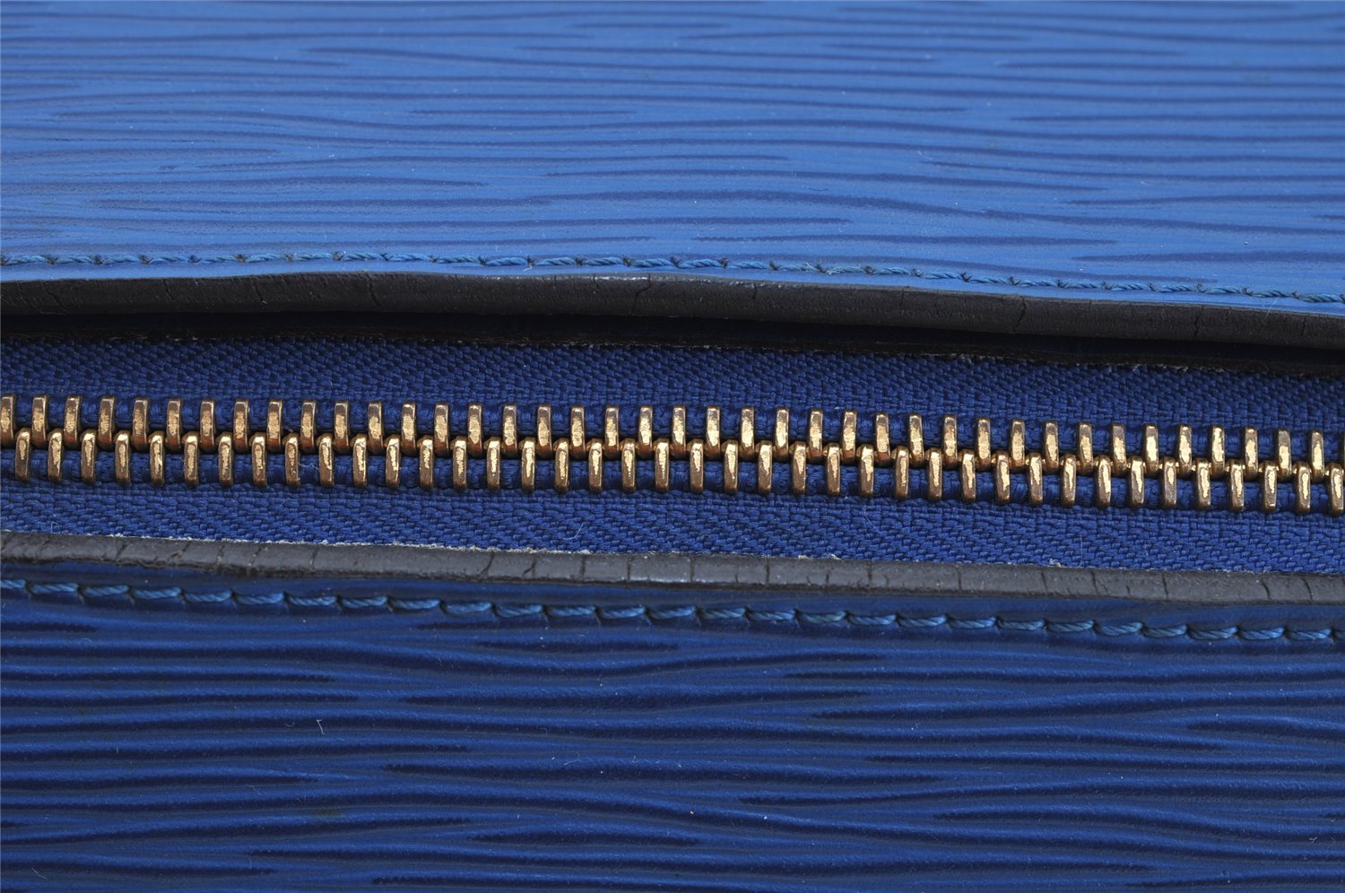 Authentic Louis Vuitton Epi Soufflot Hand Bag Blue M52225 LV 6671I