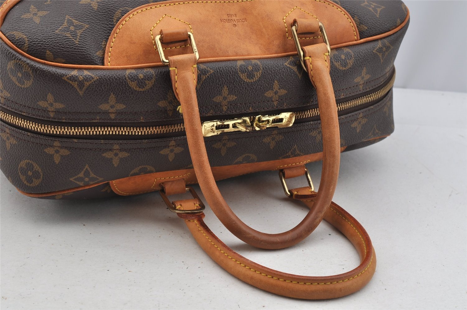 Authentic Louis Vuitton Monogram Deauville Hand Bag M47270 LV 6672I