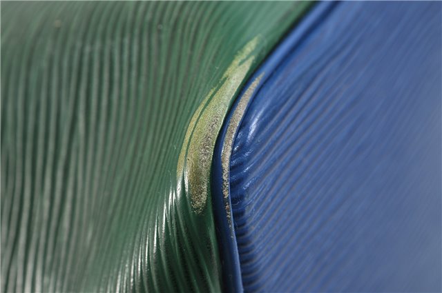 Auth LOUIS VUITTON Epi Petit Noe Tricolor Red x Blue x Green Shoulder Bag 6674C