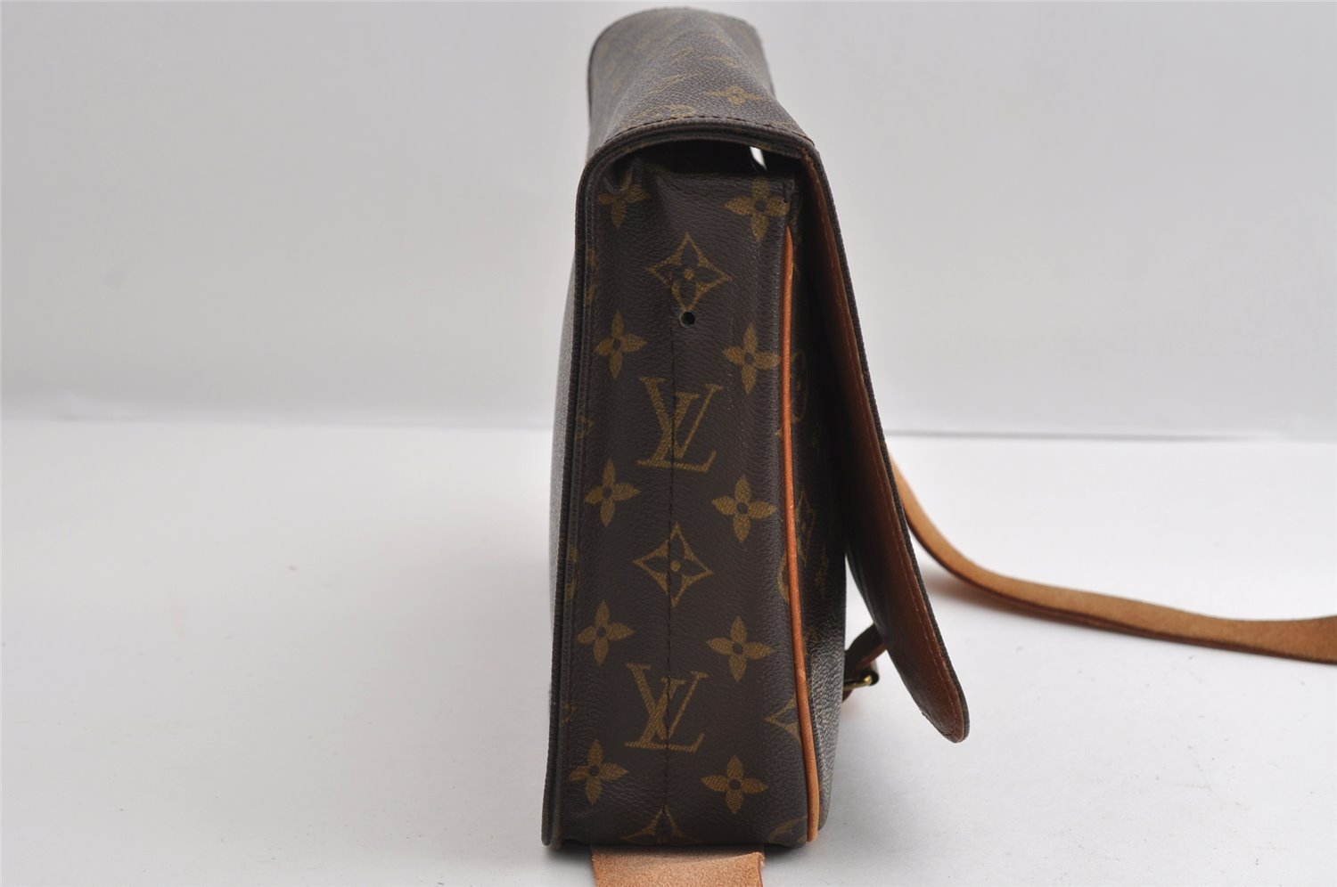 Authentic Louis Vuitton Monogram Cartouchiere GM M51252 Shoulder Bag LV 6674I