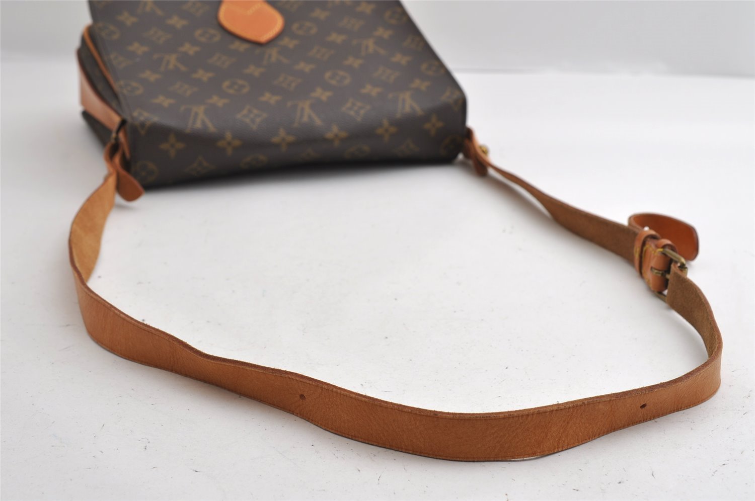 Authentic Louis Vuitton Monogram Cartouchiere GM M51252 Shoulder Bag LV 6674I