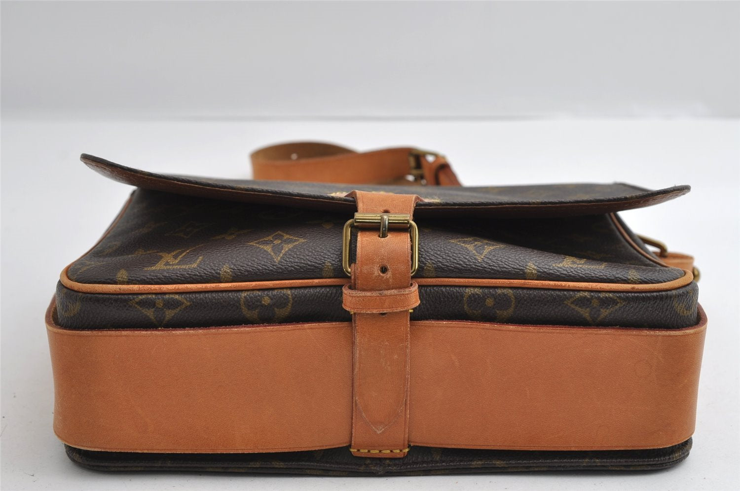 Authentic Louis Vuitton Monogram Cartouchiere GM M51252 Shoulder Bag LV 6674I