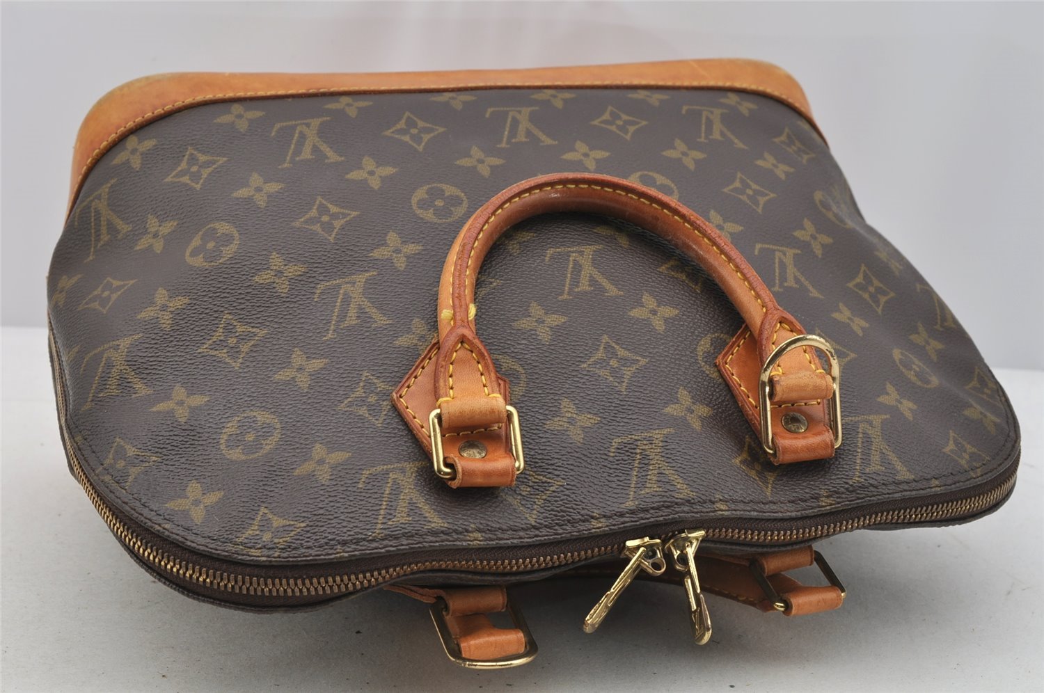 Authentic Louis Vuitton Monogram Alma Hand Bag Purse M51130 LV 6676I