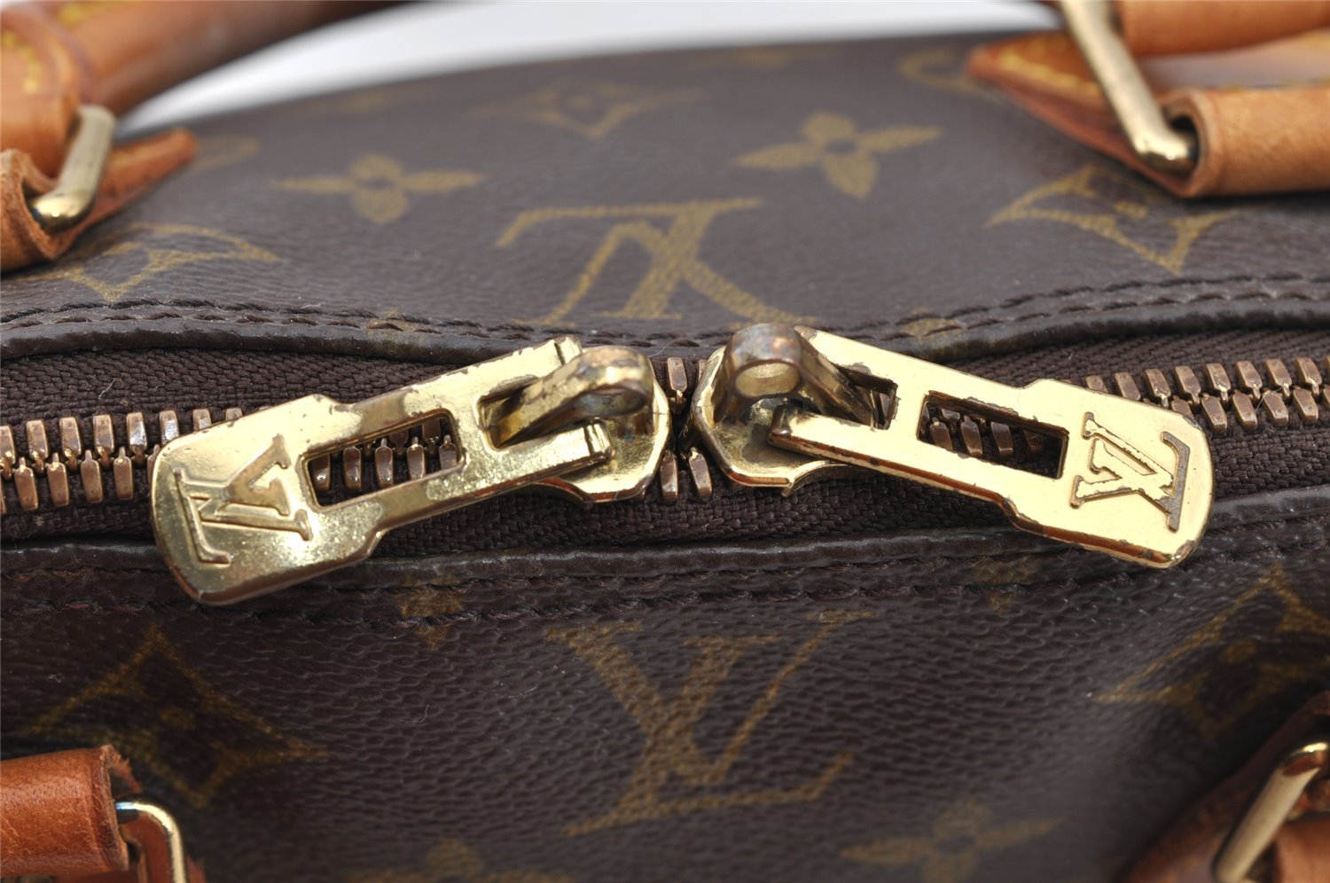Authentic Louis Vuitton Monogram Alma Hand Bag Purse M51130 LV 6676I