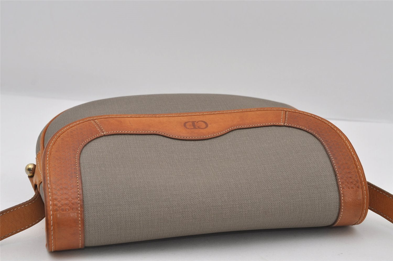 Authentic Christian Dior Shoulder Cross Body Bag Purse PVC Leather Gray 6687I