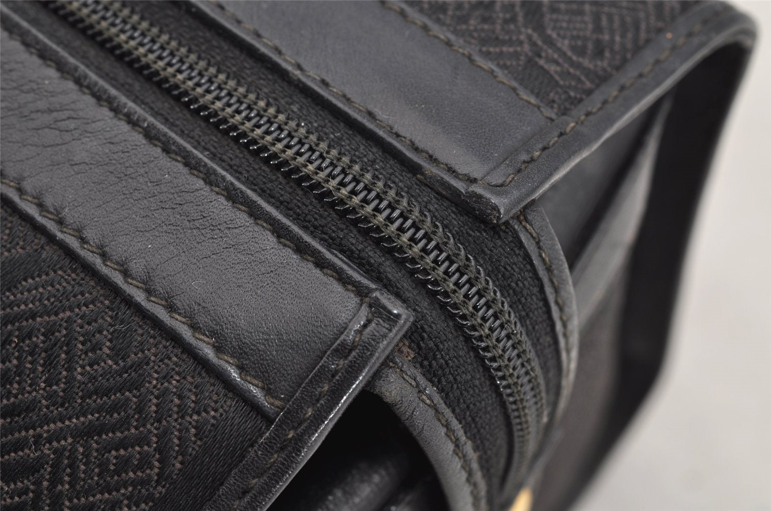 Authentic GUCCI Vintage Hand Boston Bag Purse Canvas Leather Black Junk 6692I