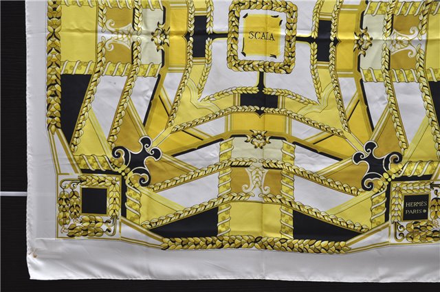 Authentic HERMES Carre 90 Scarf 