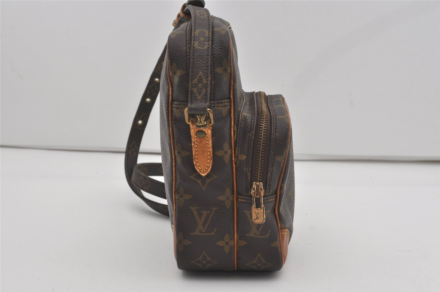 Authentic Louis Vuitton Monogram Amazone Shoulder Cross Bag M45236 Junk 6711I