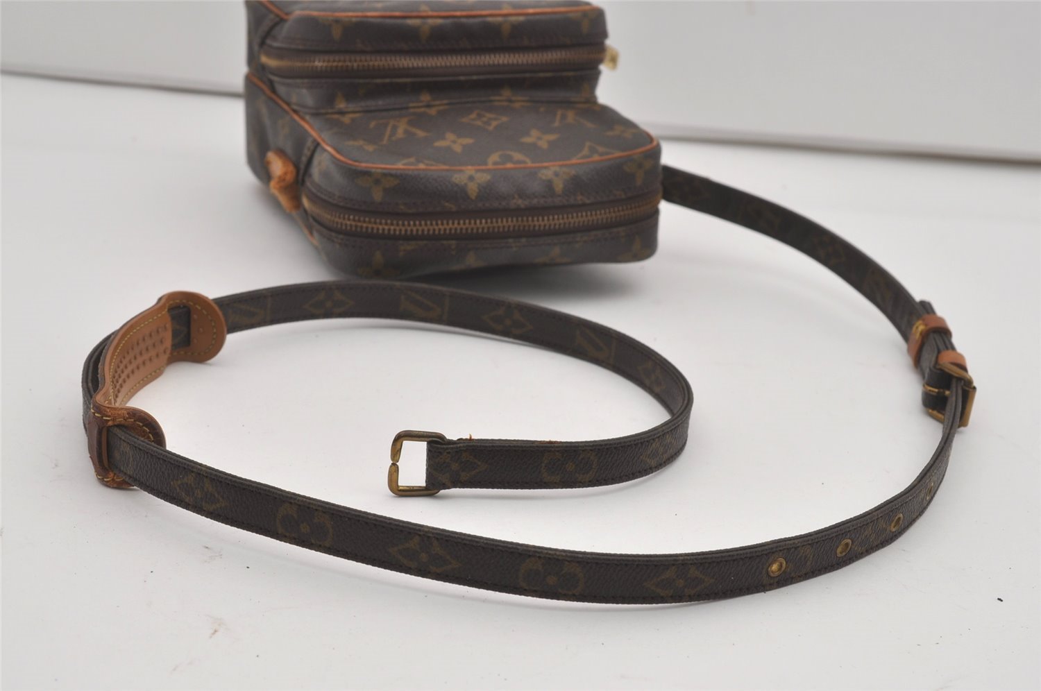 Authentic Louis Vuitton Monogram Amazone Shoulder Cross Bag M45236 Junk 6711I