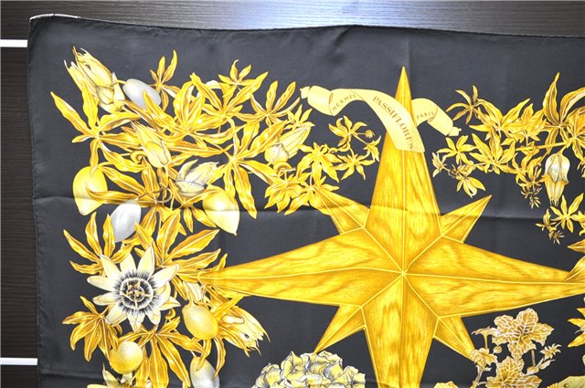 Authentic HERMES Carre 90 Scarf 