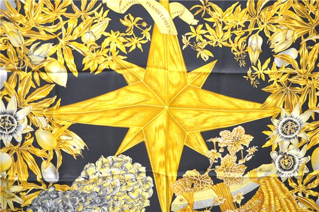 Authentic HERMES Carre 90 Scarf 