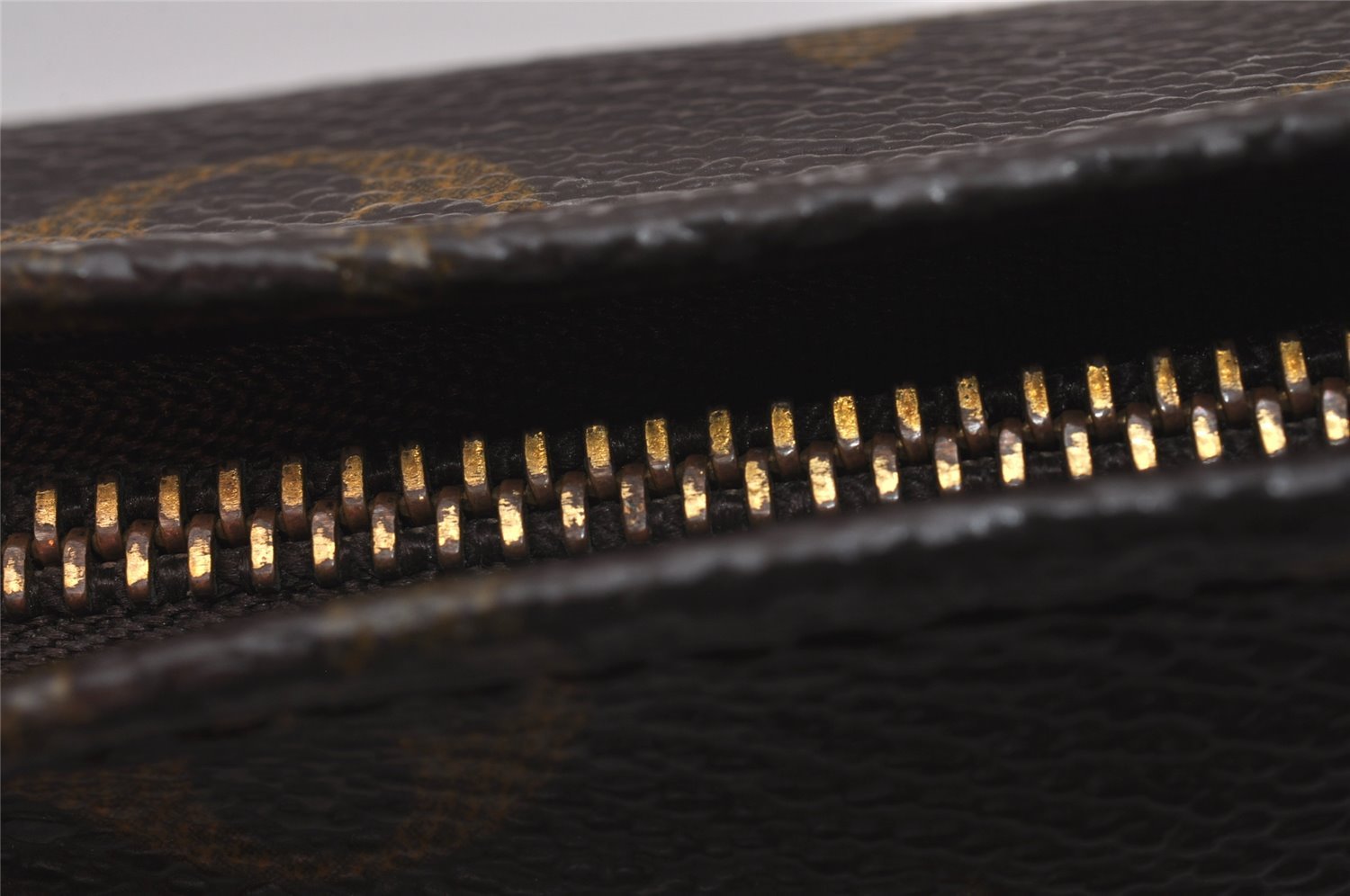 Authentic Louis Vuitton Monogram Poche Toilette 15 M47546 Cosmetics Pouch 6726I