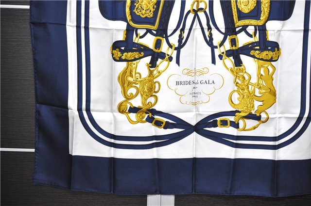 Authentic HERMES Carre 90 Scarf 