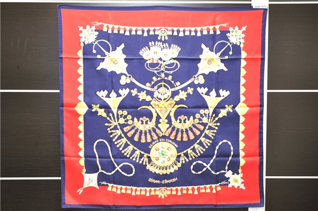 Authentic HERMES Carre 90 Scarf 