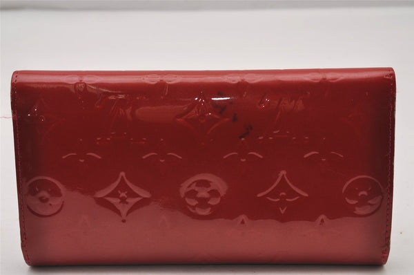 Auth Louis Vuitton Vernis Portefeuille International Wallet Red M93531 LV 6760I