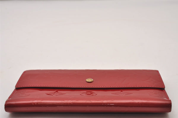 Auth Louis Vuitton Vernis Portefeuille International Wallet Red M93531 LV 6760I