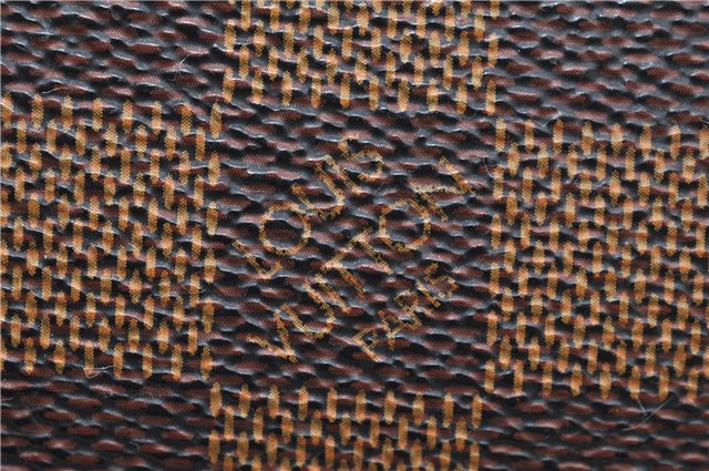 Authentic Louis Vuitton Damier Marais Bucket Pouch Purse Clutch LV 6766D