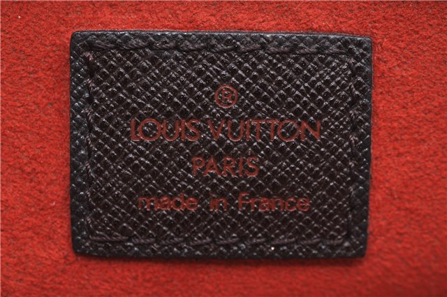 Authentic Louis Vuitton Damier Marais Bucket Pouch Purse Clutch LV 6766D