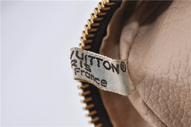 Auth Louis Vuitton Monogram Trousse Toilette 28 Clutch Hand Bag M47522 LV 6774D