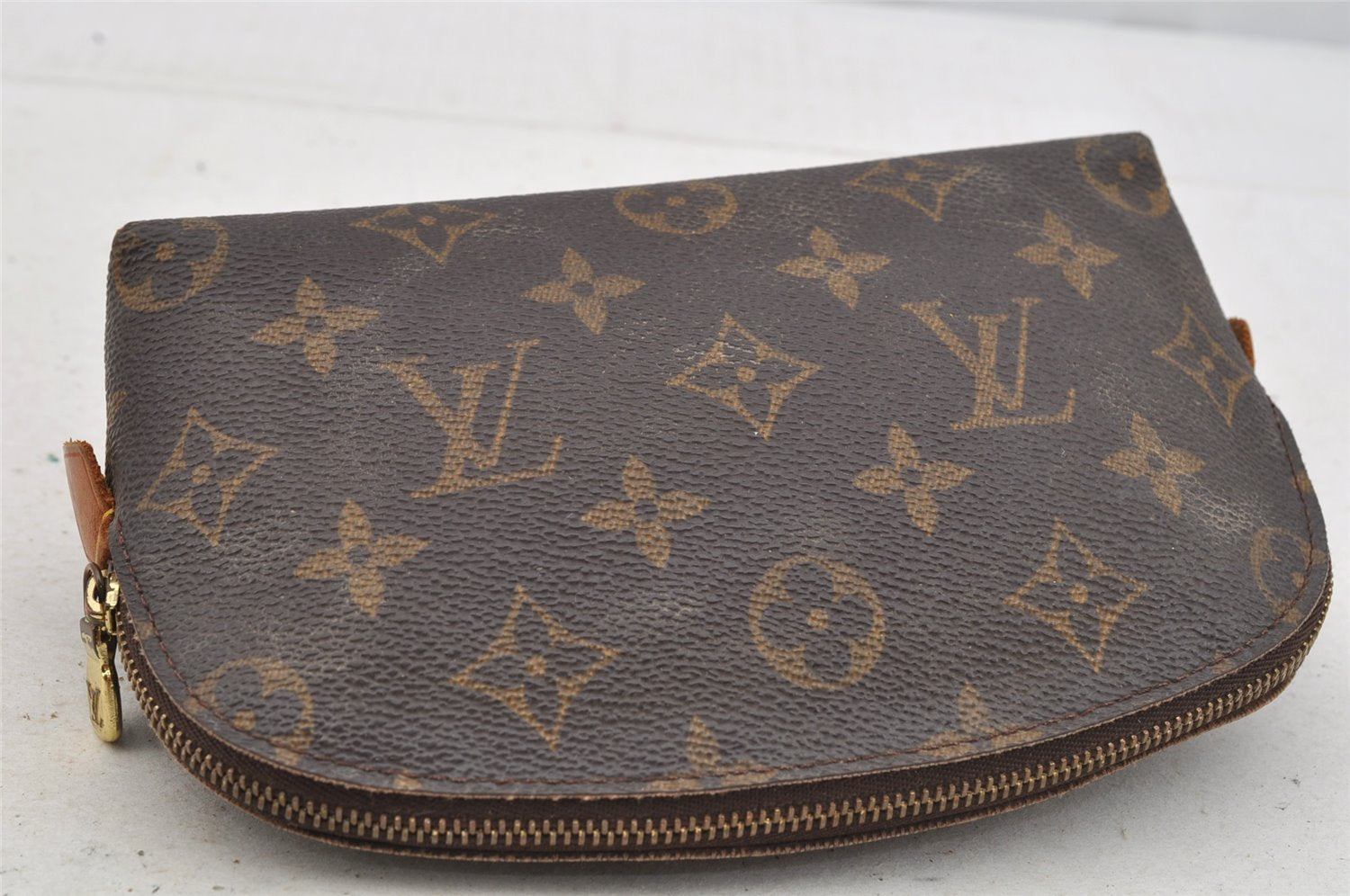 Authentic Louis Vuitton Monogram Pochette Cosmetic Pouch M47515 LV 6781I