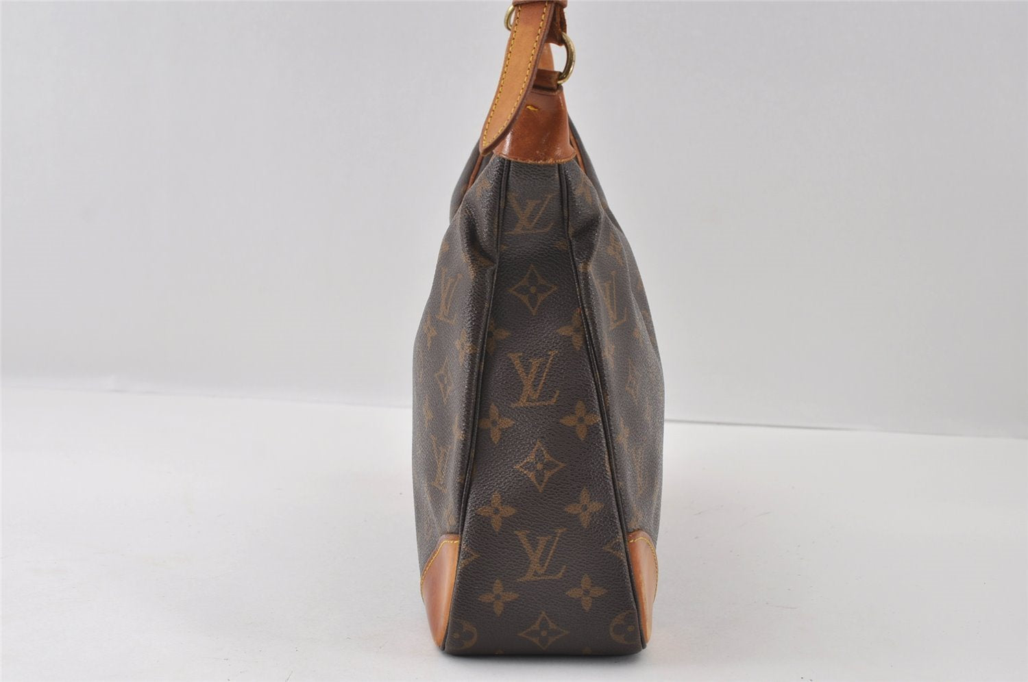 Authentic Louis Vuitton Monogram Boulogne 30 Shoulder Cross Bag M52165 LV 6783I