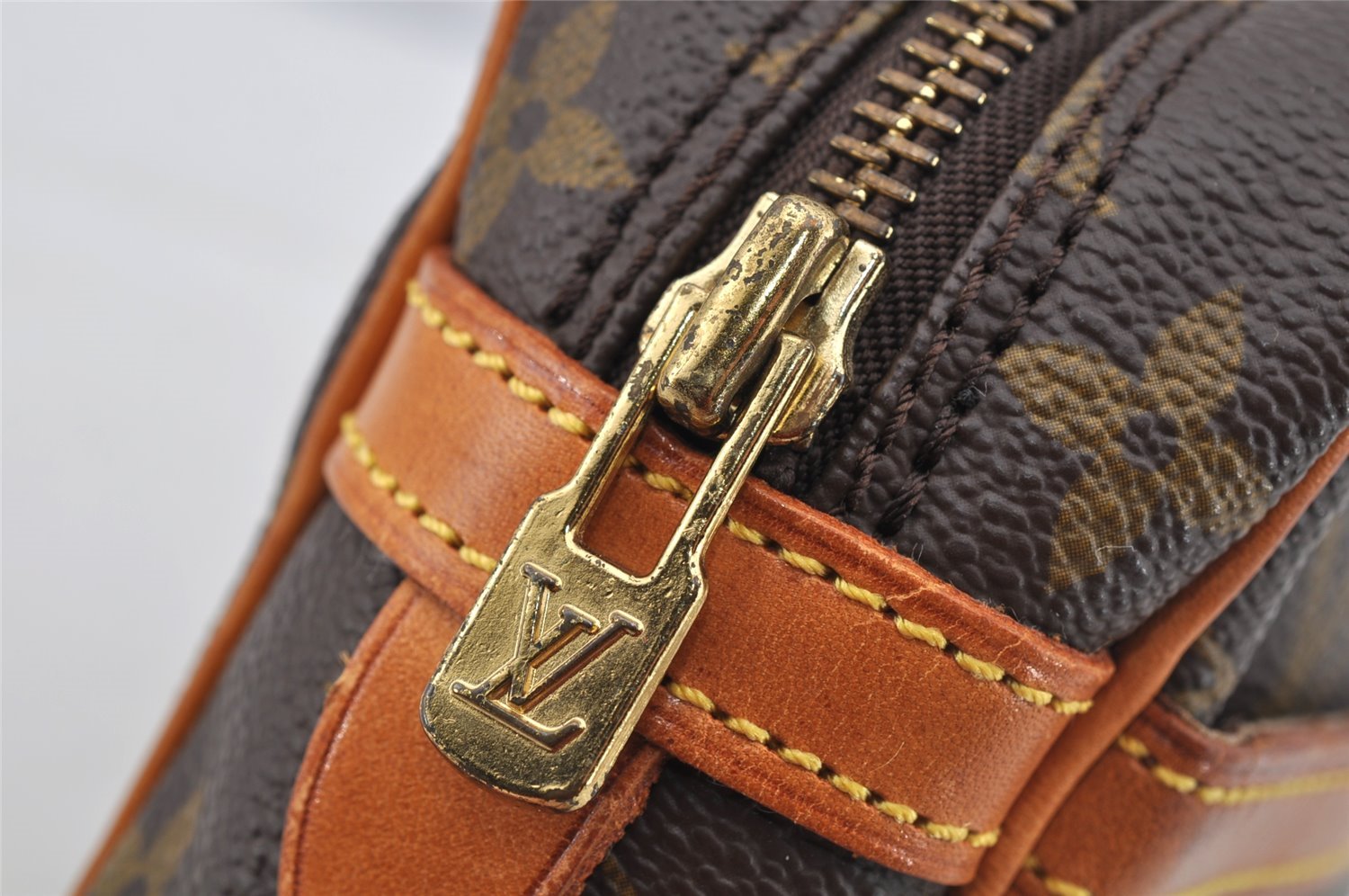 Authentic Louis Vuitton Monogram Compiegne 23 Clutch Hand Bag M51847 LV 6788I