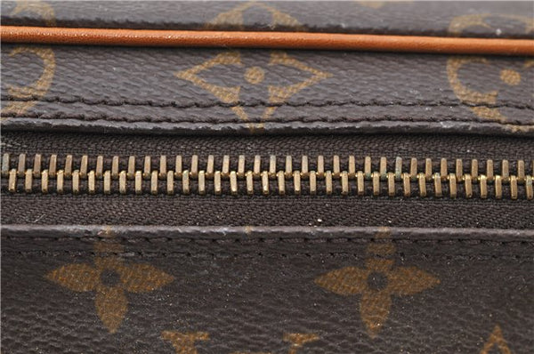 Authentic LOUIS VUITTON Monogram Clutch Hand Bag LV Junk 6792C