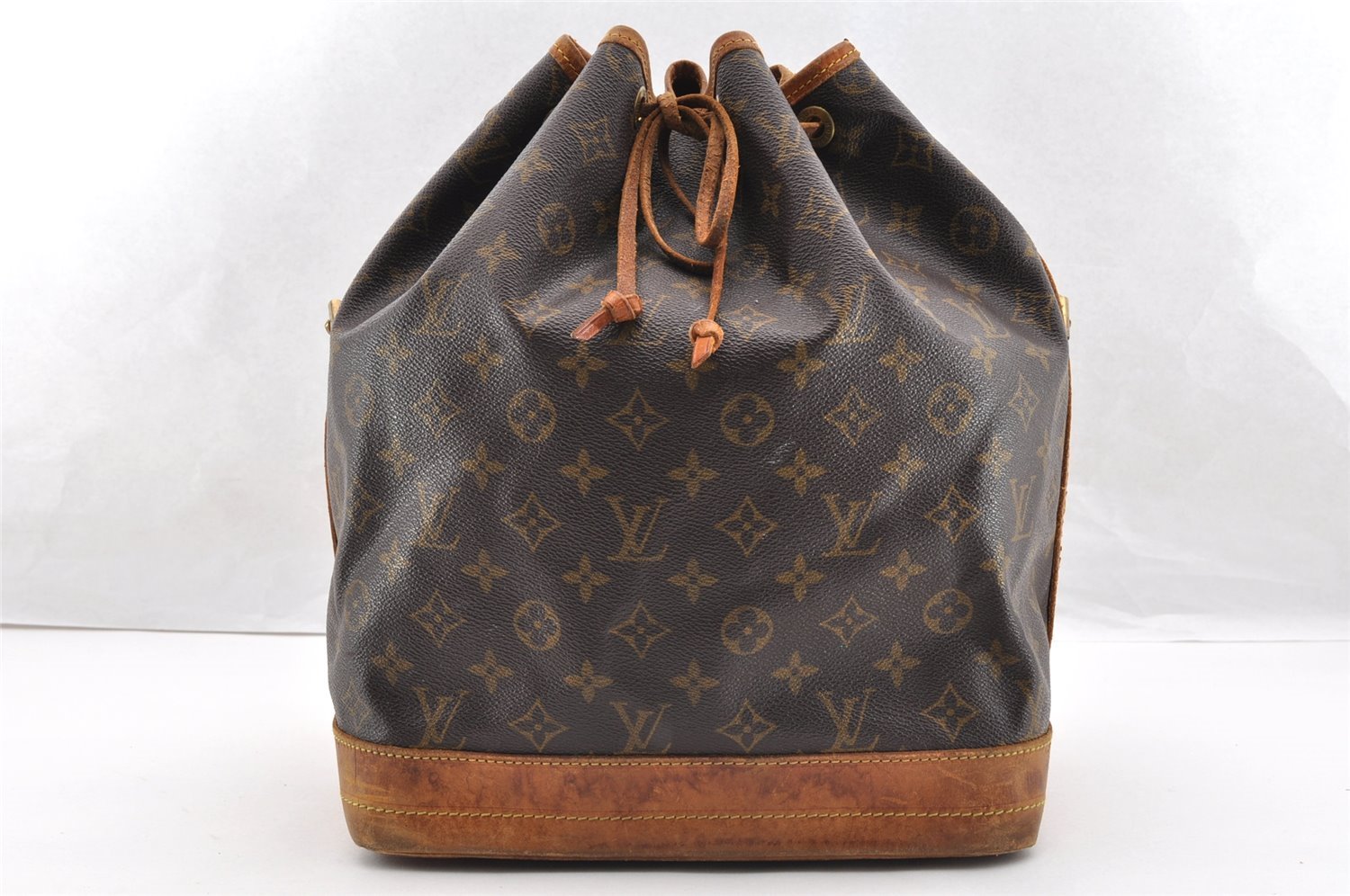 Authentic Louis Vuitton Monogram Noe Shoulder Drawstring Bag M42224 LV 6800I