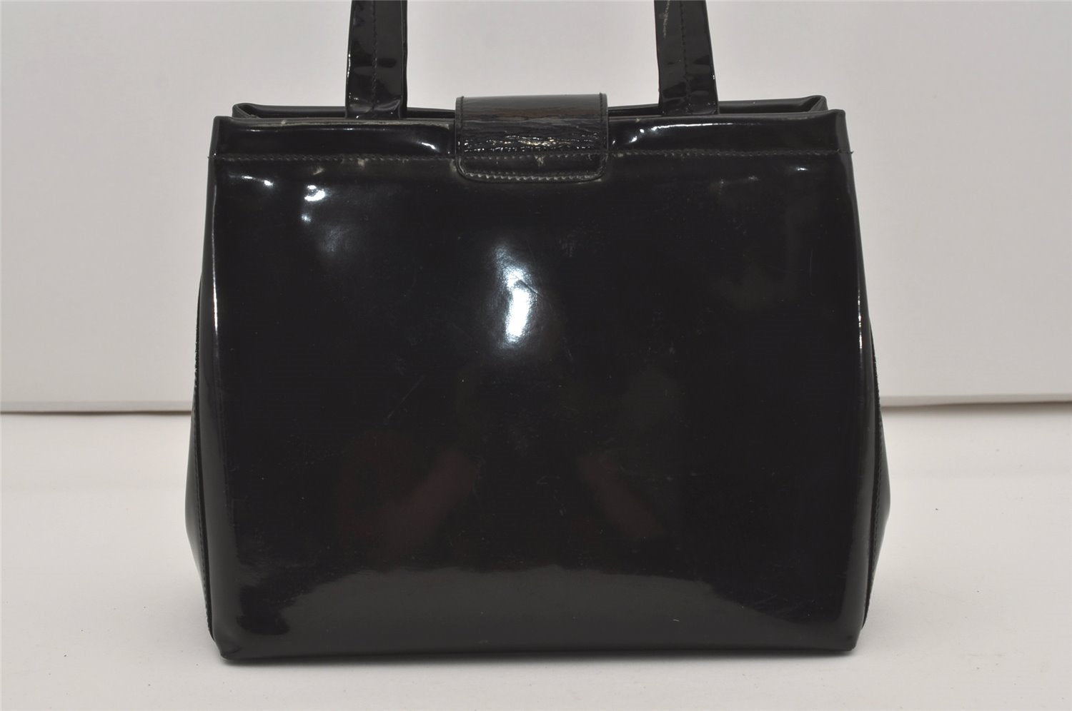 Authentic Salvatore Ferragamo Vara Enamel 2Way Shoulder Hand Bag Black SF 6820I