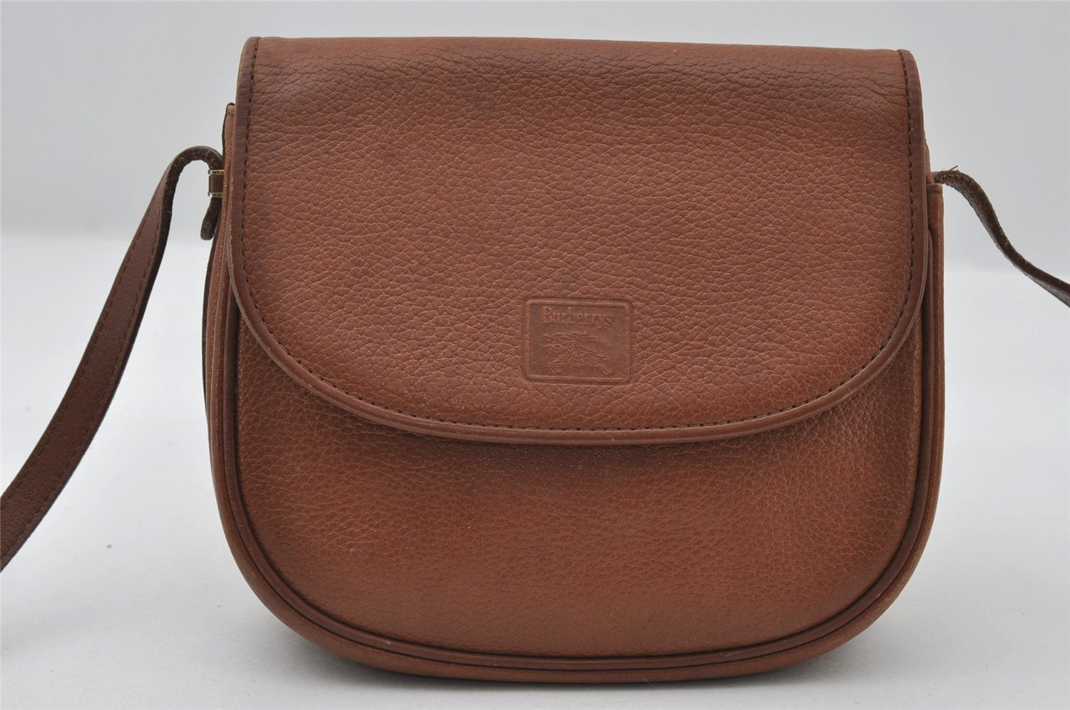 Authentic Burberrys Vintage Leather Shoulder Cross Body Bag Purse Brown 6831I