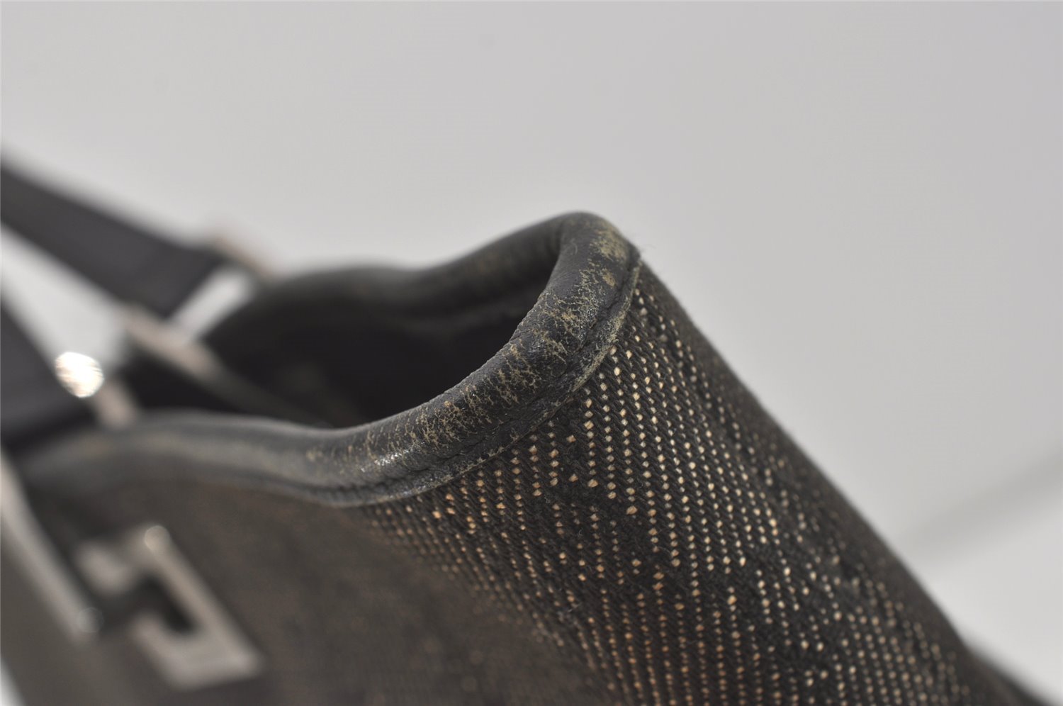 Authentic GUCCI Vintage Shoulder Tote Bag GG Canvas Leather 31243 Black 6835I