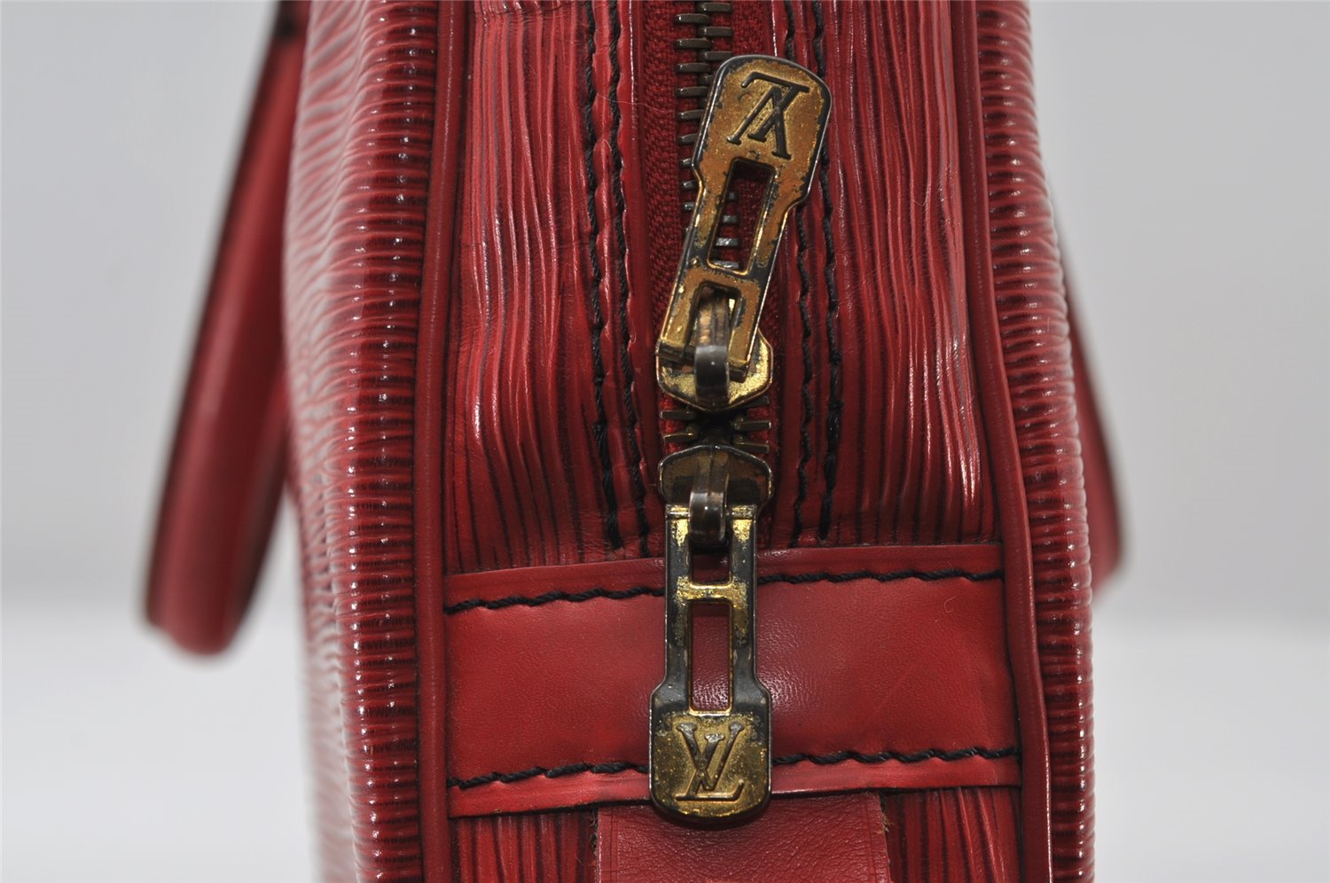 Authentic Louis Vuitton Epi Porte Documents Voyage Briefcase Red M54477 LV 6891I