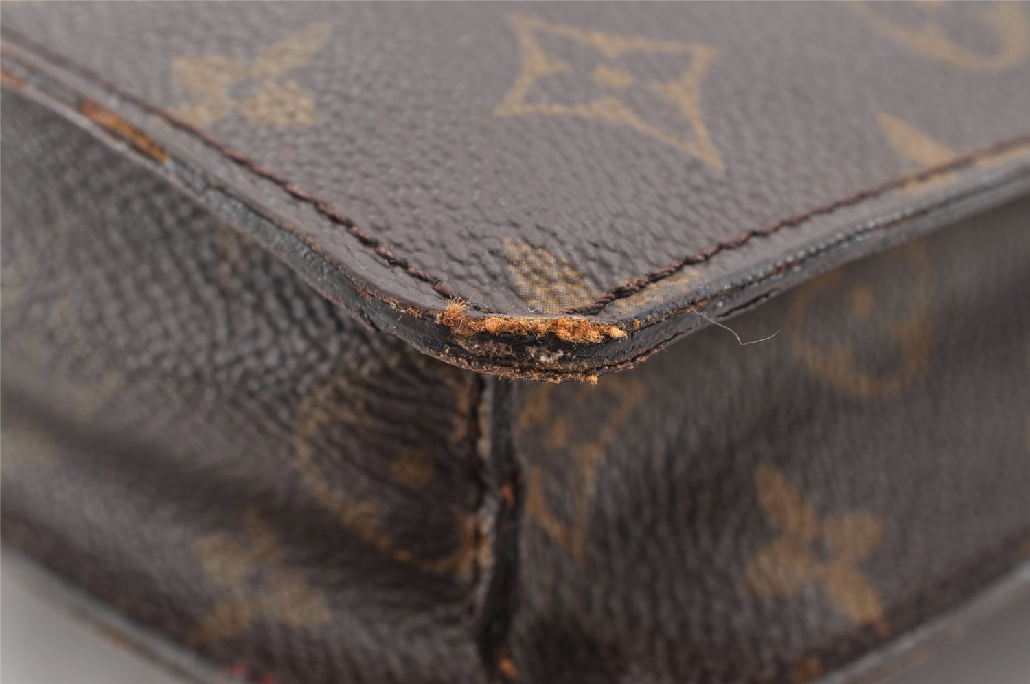 Authentic Louis Vuitton Monogram Porte Documents Senateur M53335 Briefcase 6906I