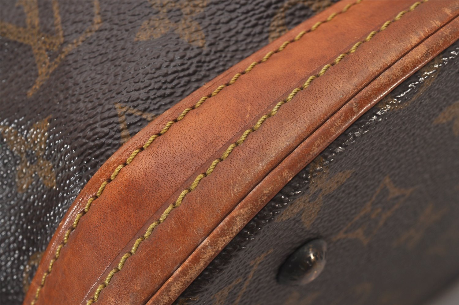 Authentic Louis Vuitton Monogram Bucket PM Shoulder Tote Bag Old Model LV 6908I